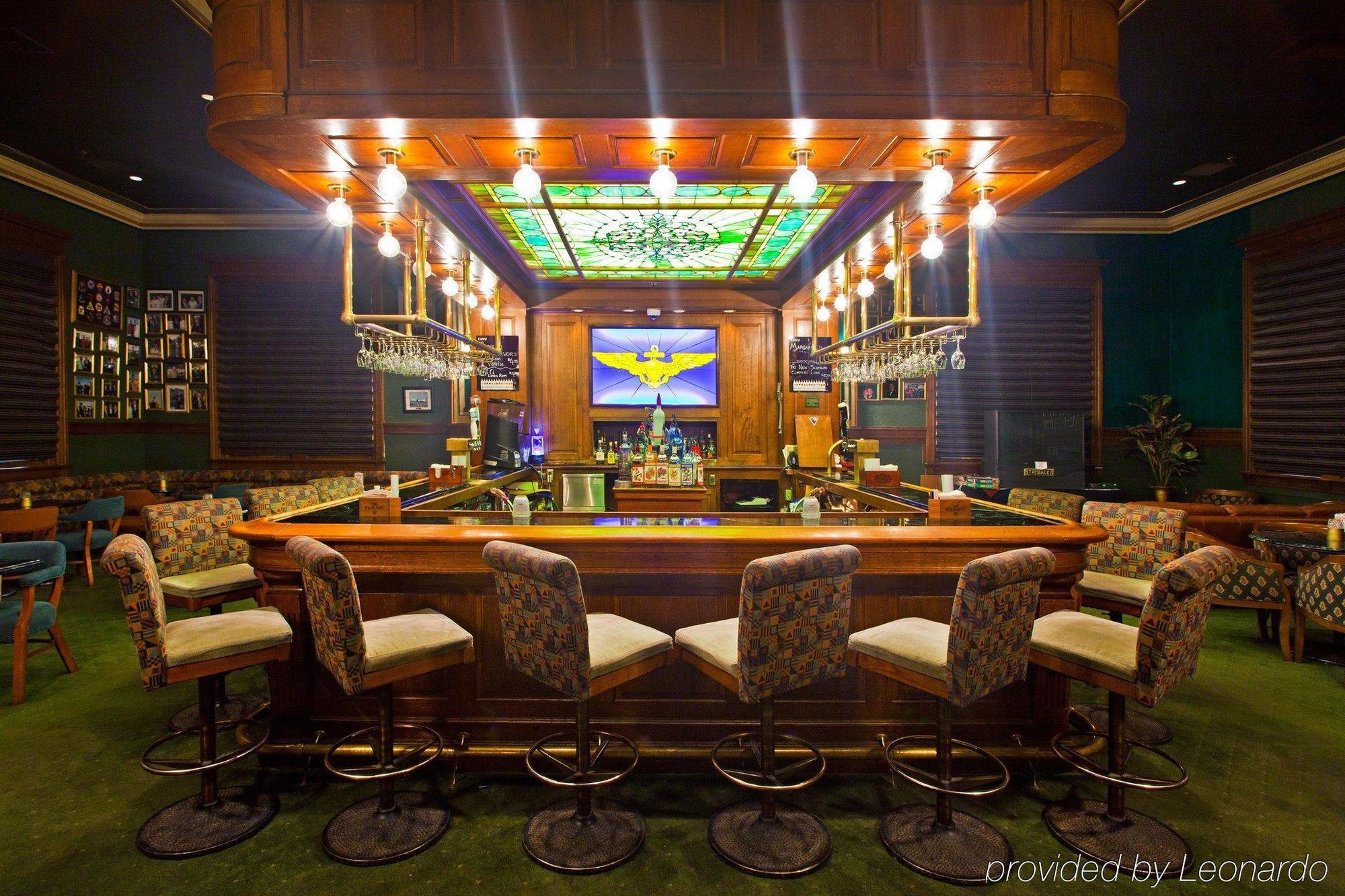 Crowne Plaza Pensacola Grand Hotell Restaurang bild