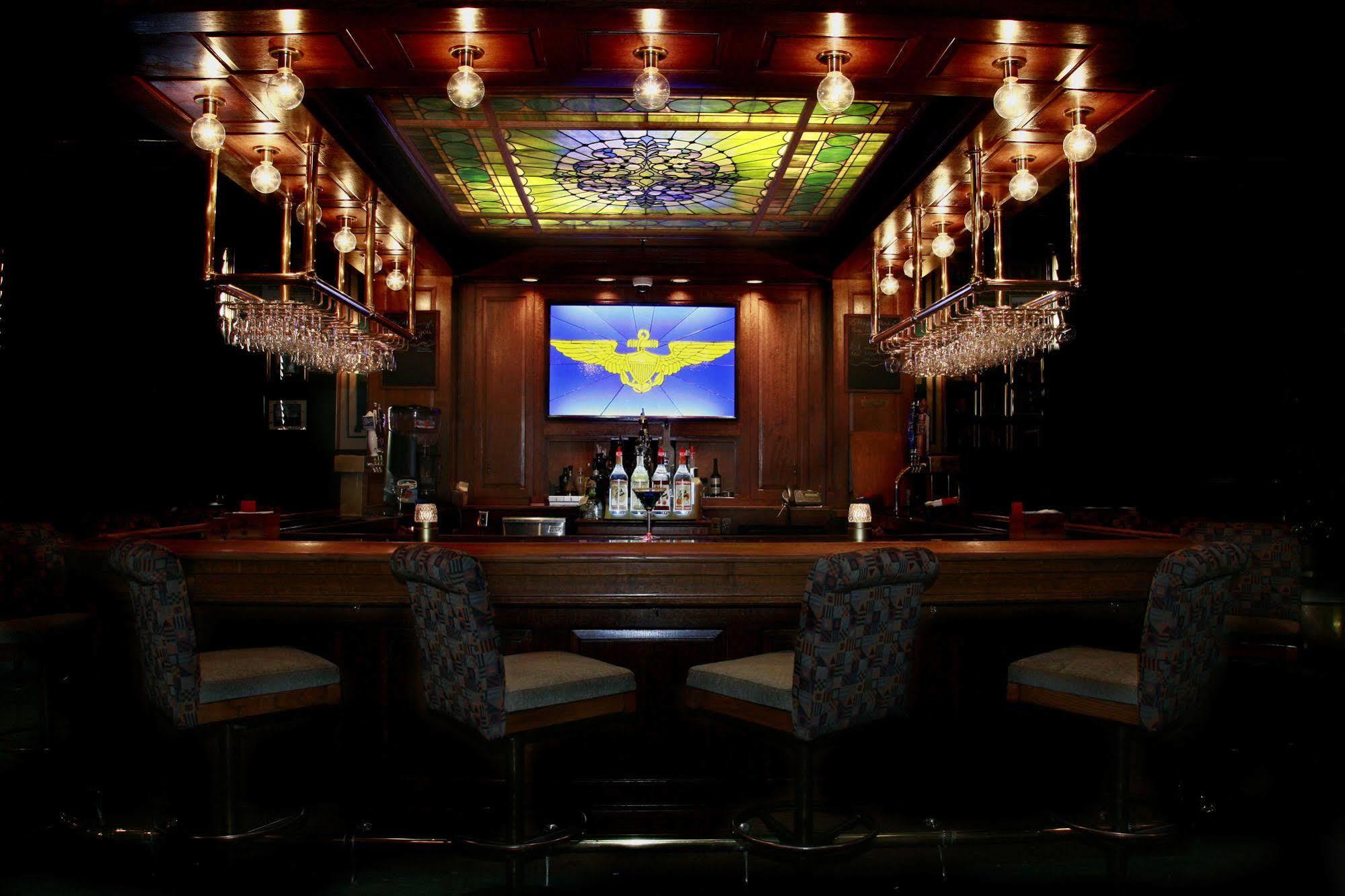Crowne Plaza Pensacola Grand Hotell Restaurang bild